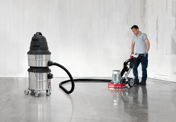 Der Staub-Vorabscheider für Bausauger 1450MF besteht aus einem Zwischenring mit Zyklon‐Vorabscheider, Multifilter für Zwischenring und Abdeckstopfen.